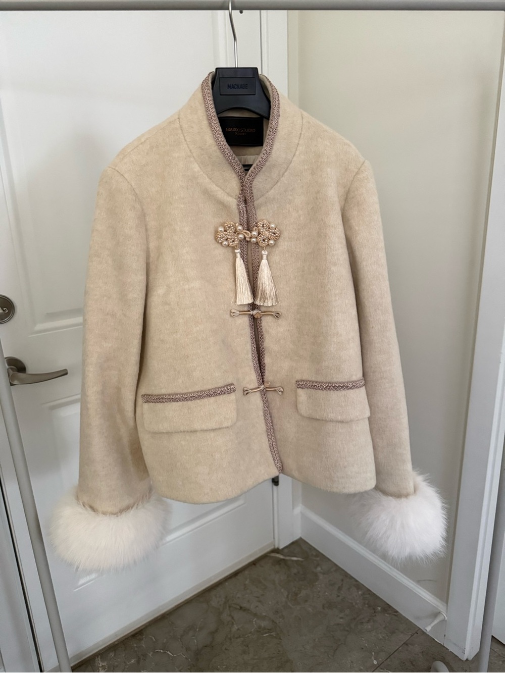 Wool mix Jacket with fur sleeve